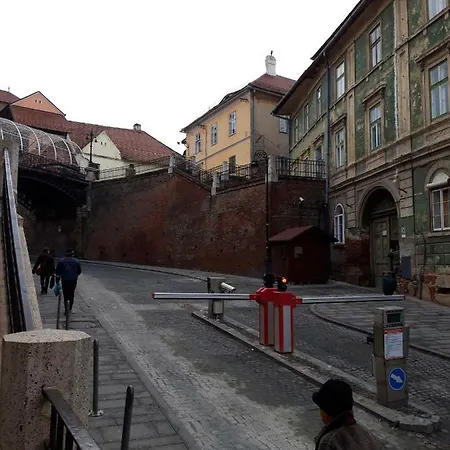 House Podul Minciunilor Sibiu